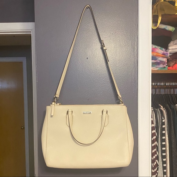 Price Firm Kate Spade Hand Bag - Picture 1 of 11